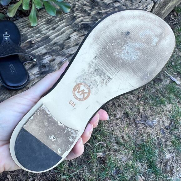 MICHAEL Michael Kors Darci Flat Sandals Black Leather Size 6 M - Picture 7 of 9